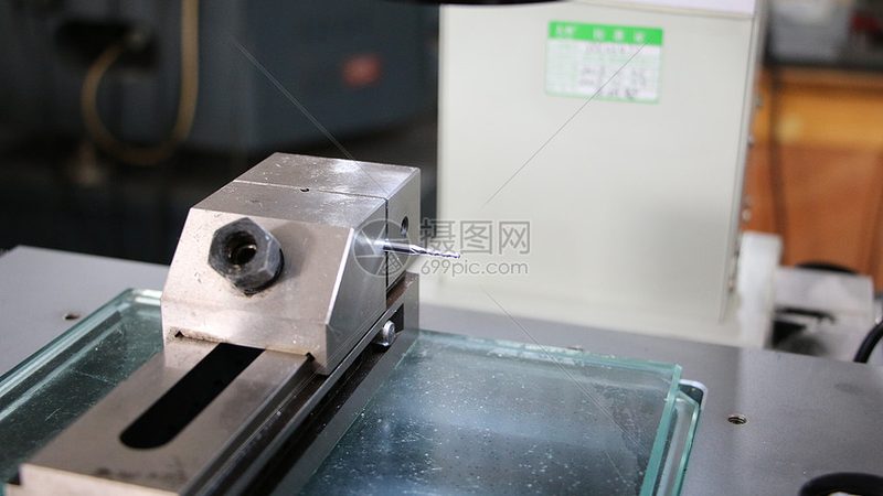 小型数控铣床定制：揭秘定制化背后的工艺奥秘**